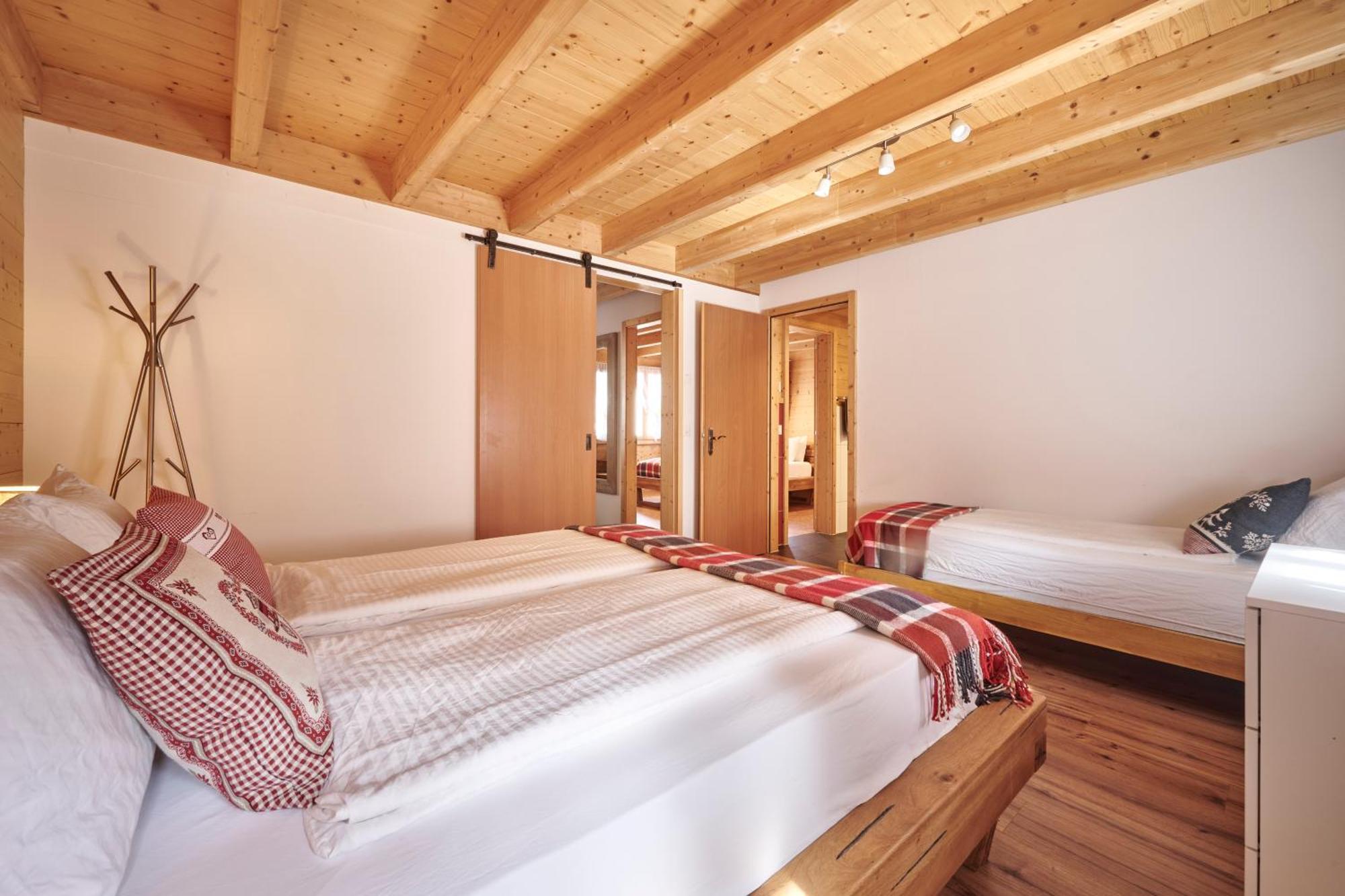 Chalet ラウターブルンネン エクステリア 写真